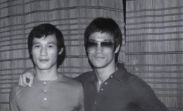 原创李小龙被神话成龙动作比他难100倍郑佩佩表示他才是花拳绣腿