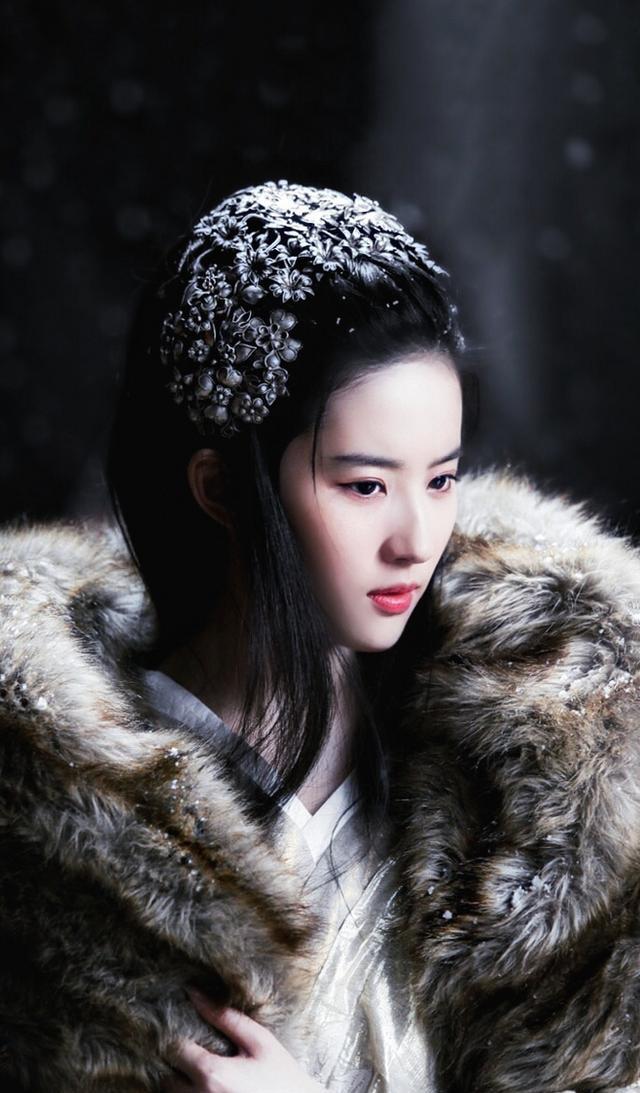 原创千古美人在人间当她们站在一起时谁千娇百媚谁浪得虚名