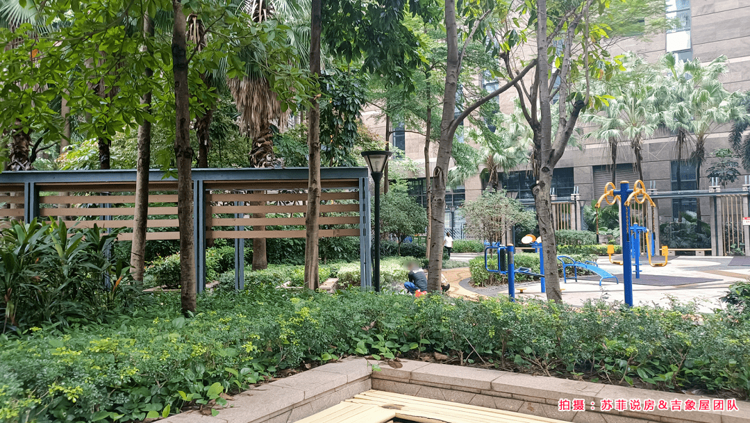 珠江新城东区 - 南国公馆