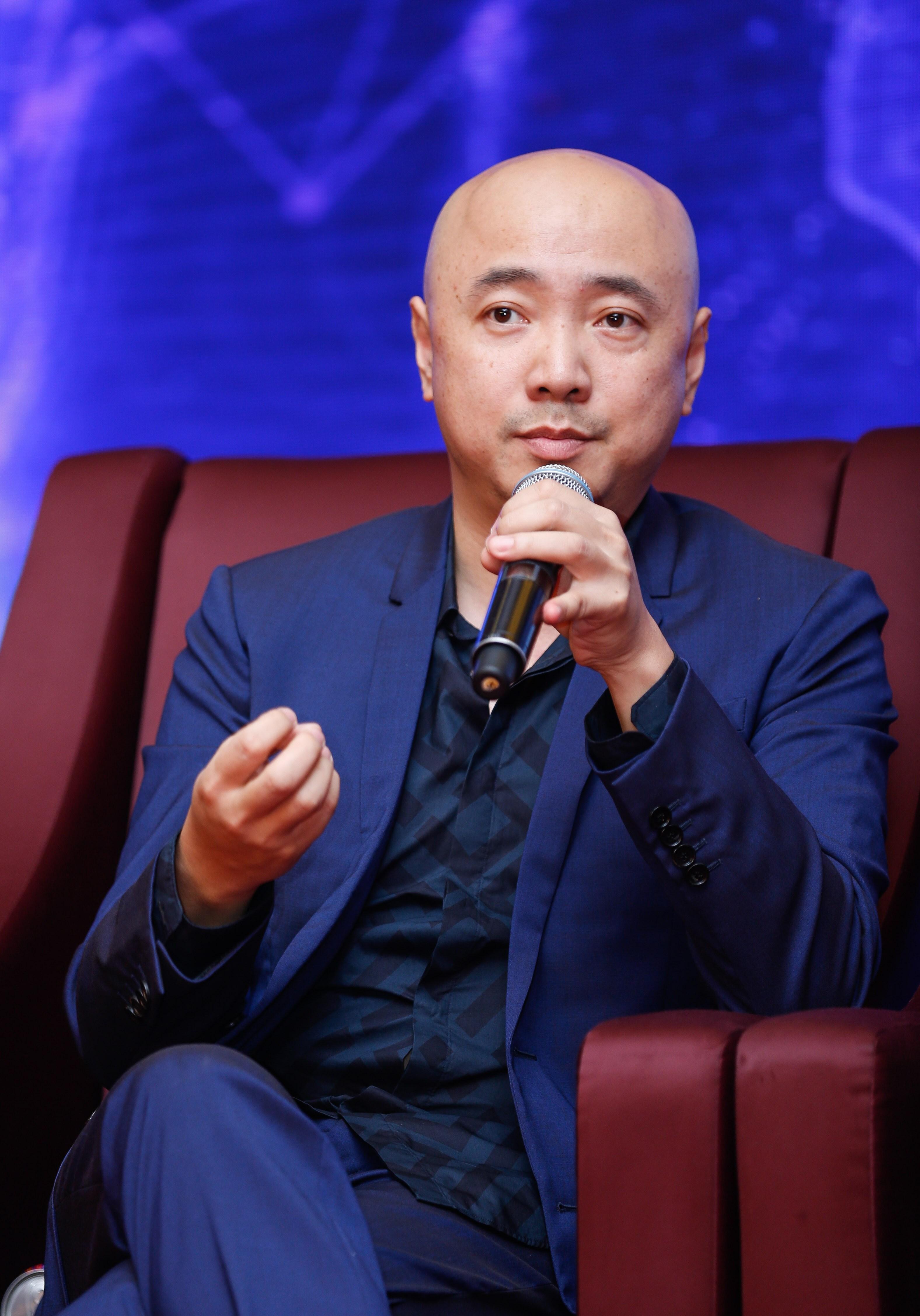 徐峥公司被导演举报:税务虚假抵扣_王一淳_事情