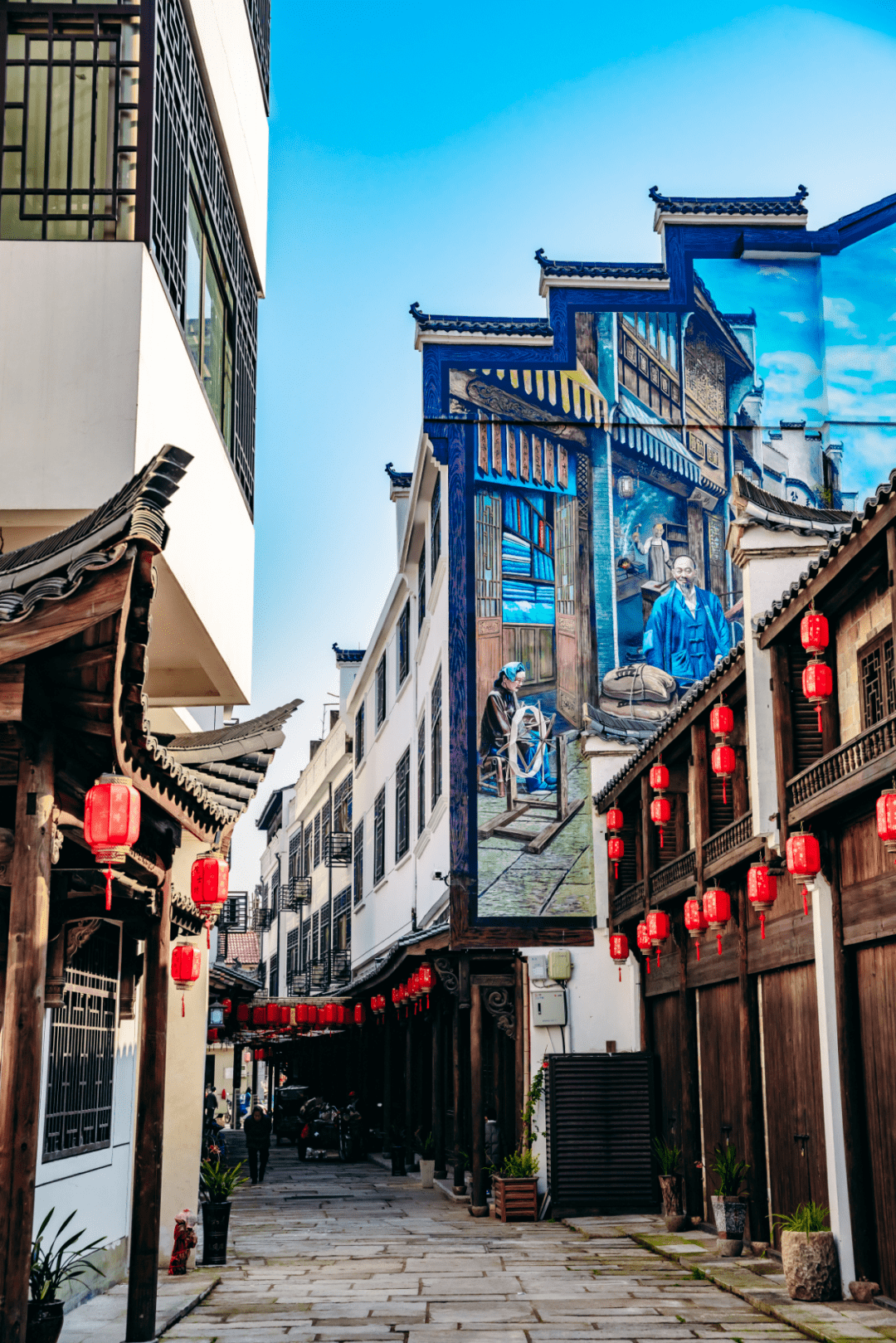 改造前老街外立面改造后改造前李直故居清湖古镇现有规模较大,保持