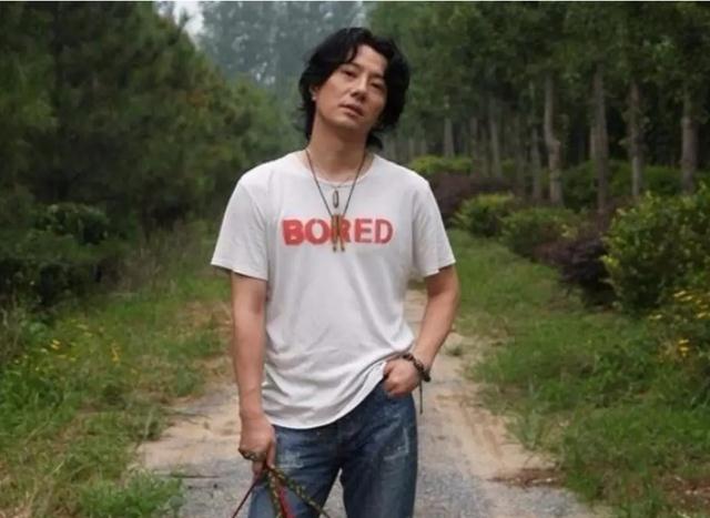 原创郑钧体罚孩子惹网友争议这样的体罚方式有效又健康