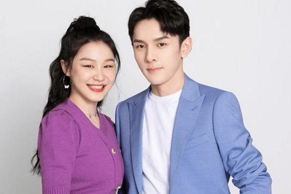 话又说回来,就算金靖有男朋友,也无可厚非,但是如果有男朋友,还要和