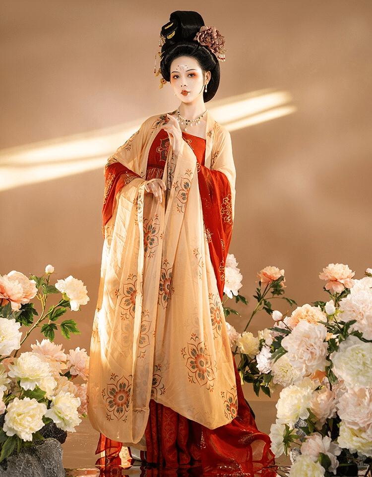 原创第一眼很老气穿上身却很惊艳的诃子裙到底美在哪