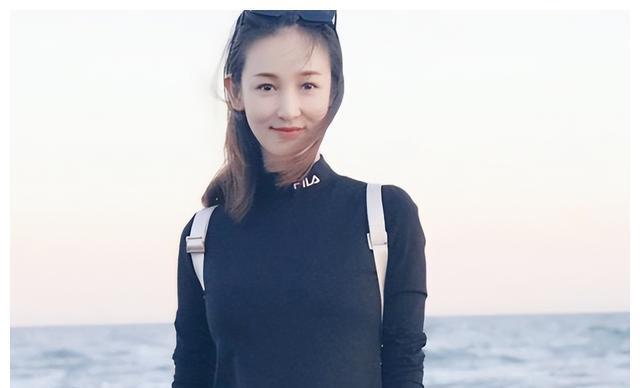 "乒乓冠军"王皓:与美女妻子相伴,婚姻的背后有着太多纠结_闫博雅_生活