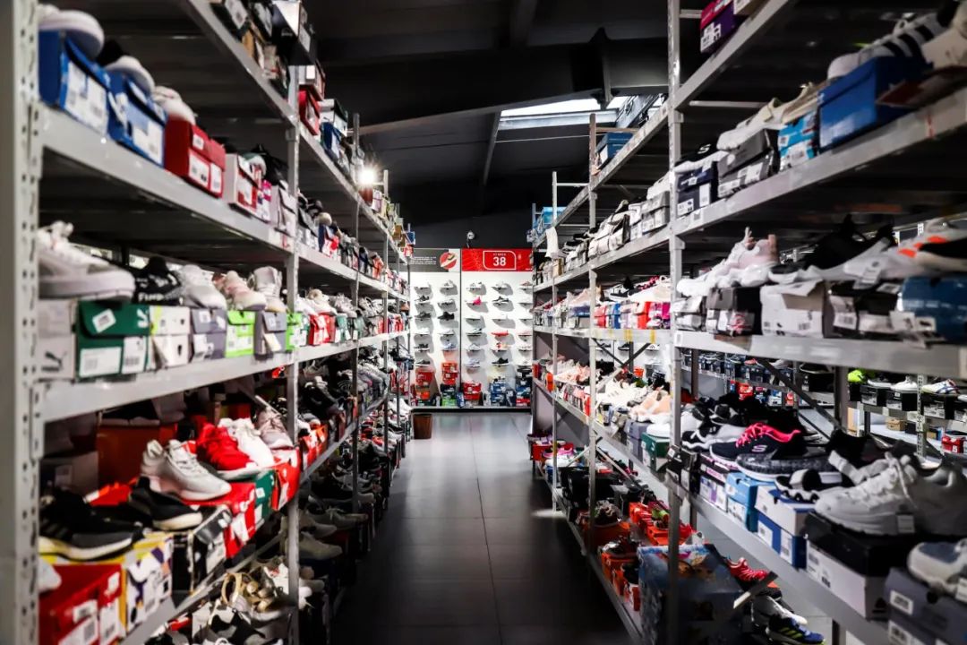 门店货品断码怎么办运动奥莱店模式告诉你