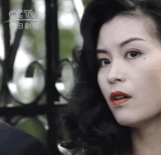原创当年伍咏薇的风情万种令多少人心动看了银狐就知道了