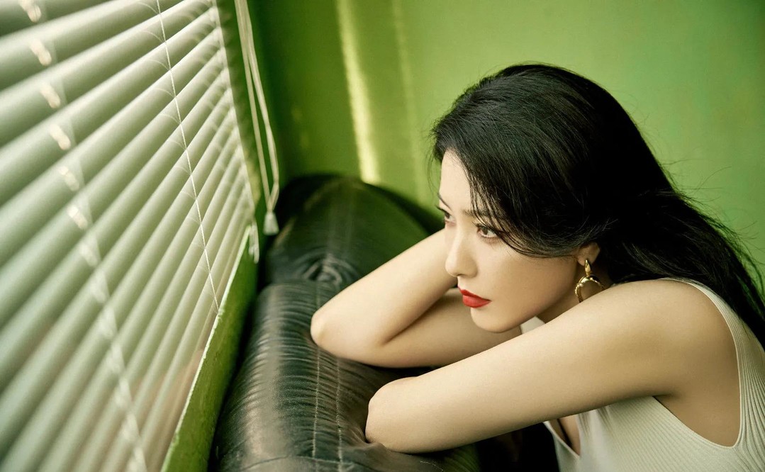 曾黎惊艳写真高清美图