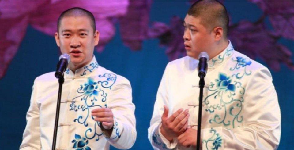 如今,德云社的相声演员也没有什么相声小品可说了,曹云金到底做了什么
