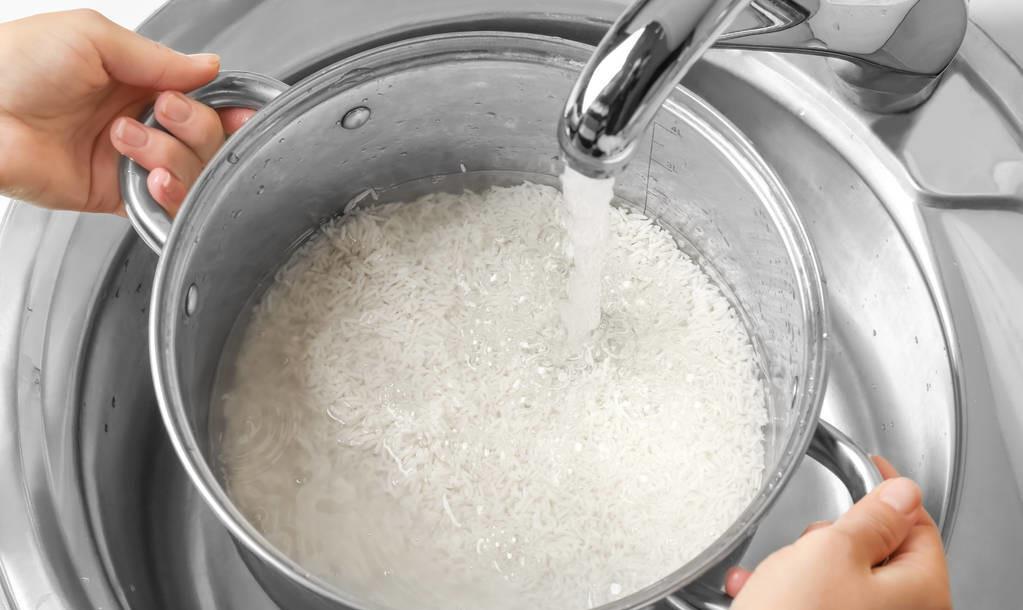 很多人不清楚,难怪米饭不香不软_方法_时候_洗米