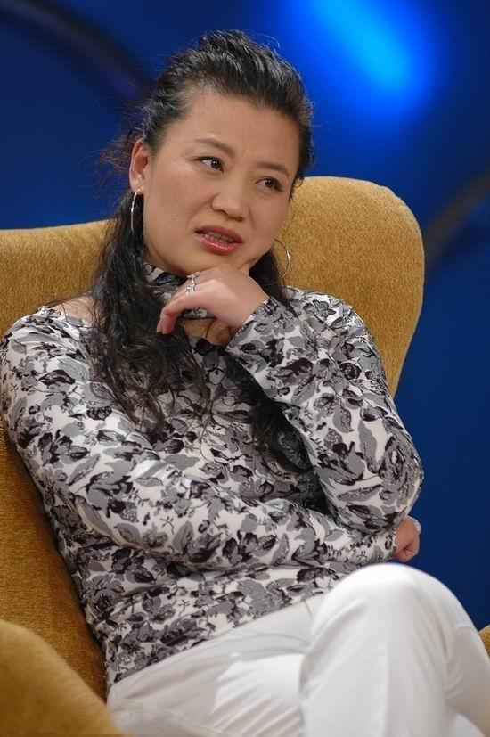 原创小香玉二婚老公近照曝光俩人是恋爱他们的宝贝儿子十六岁了