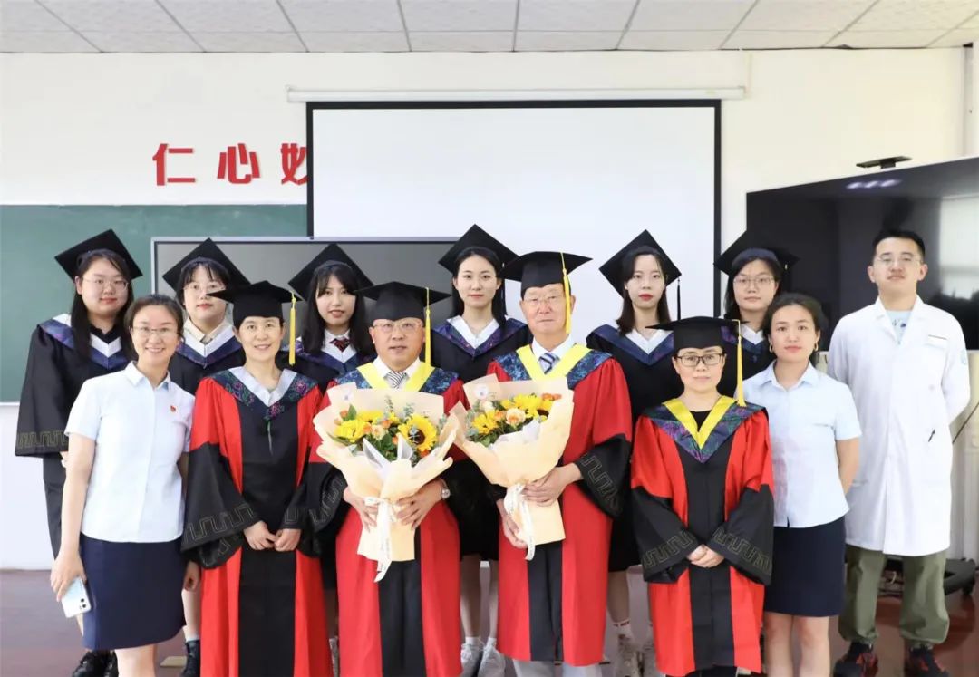 科教勇往直前未来可期2022届滨州医学院毕业生毕业季