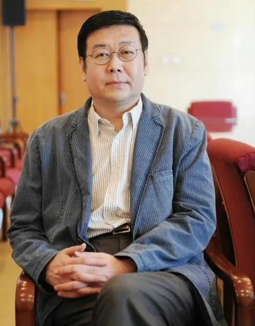 原创北京人艺院长任鸣去世享年62岁合作演员透露生前一直带病工作