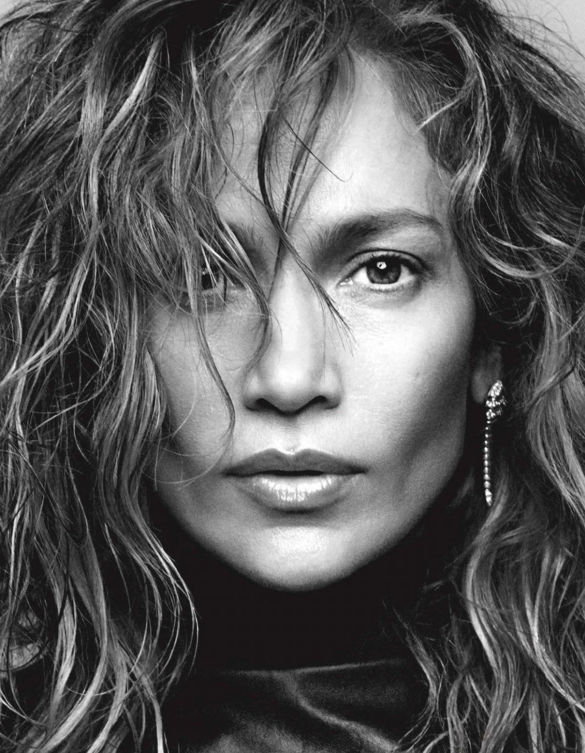 美国女演员珍妮弗·洛佩兹的时尚大片