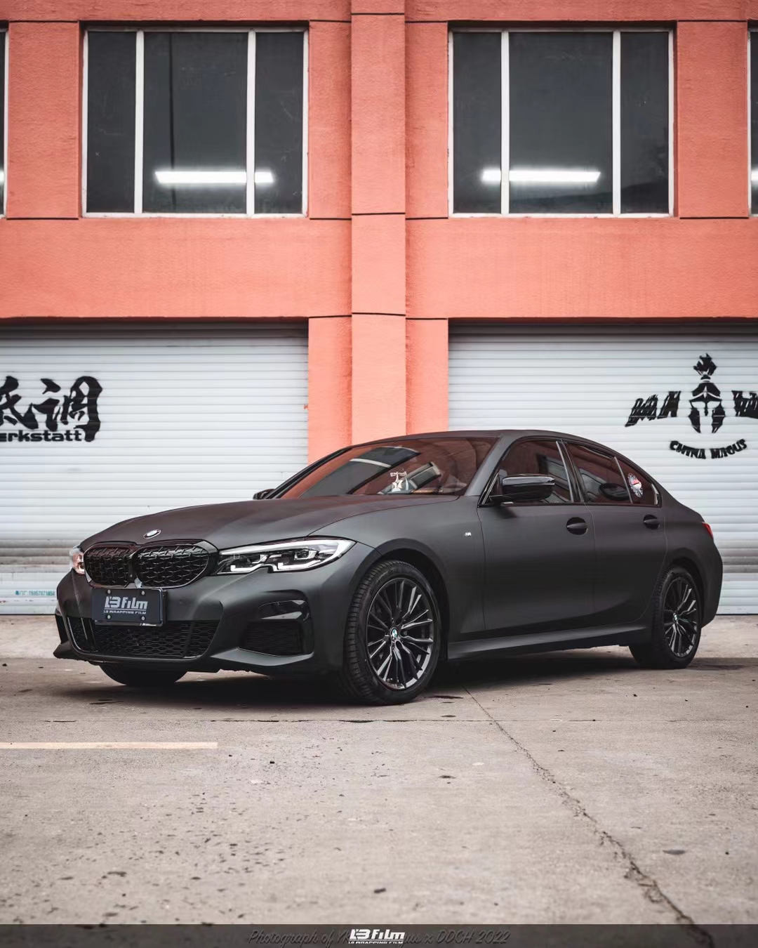 (lbfilm改色膜)宝马3系改色磨砂黑,质感与颜值兼具_搜狐汽车_搜狐网