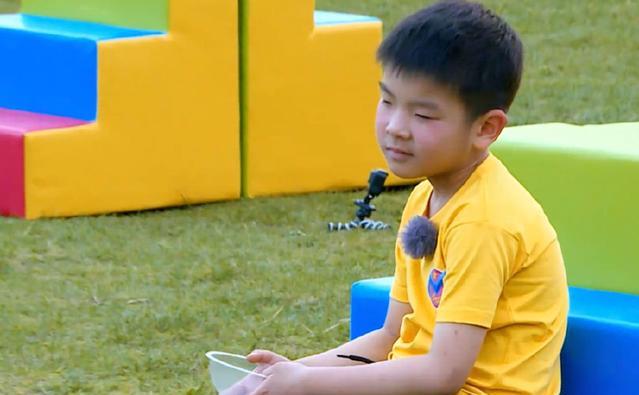 原创咘咘做游戏节奏太慢安迪满脸不耐烦有谁注意大麟子的暖心举动