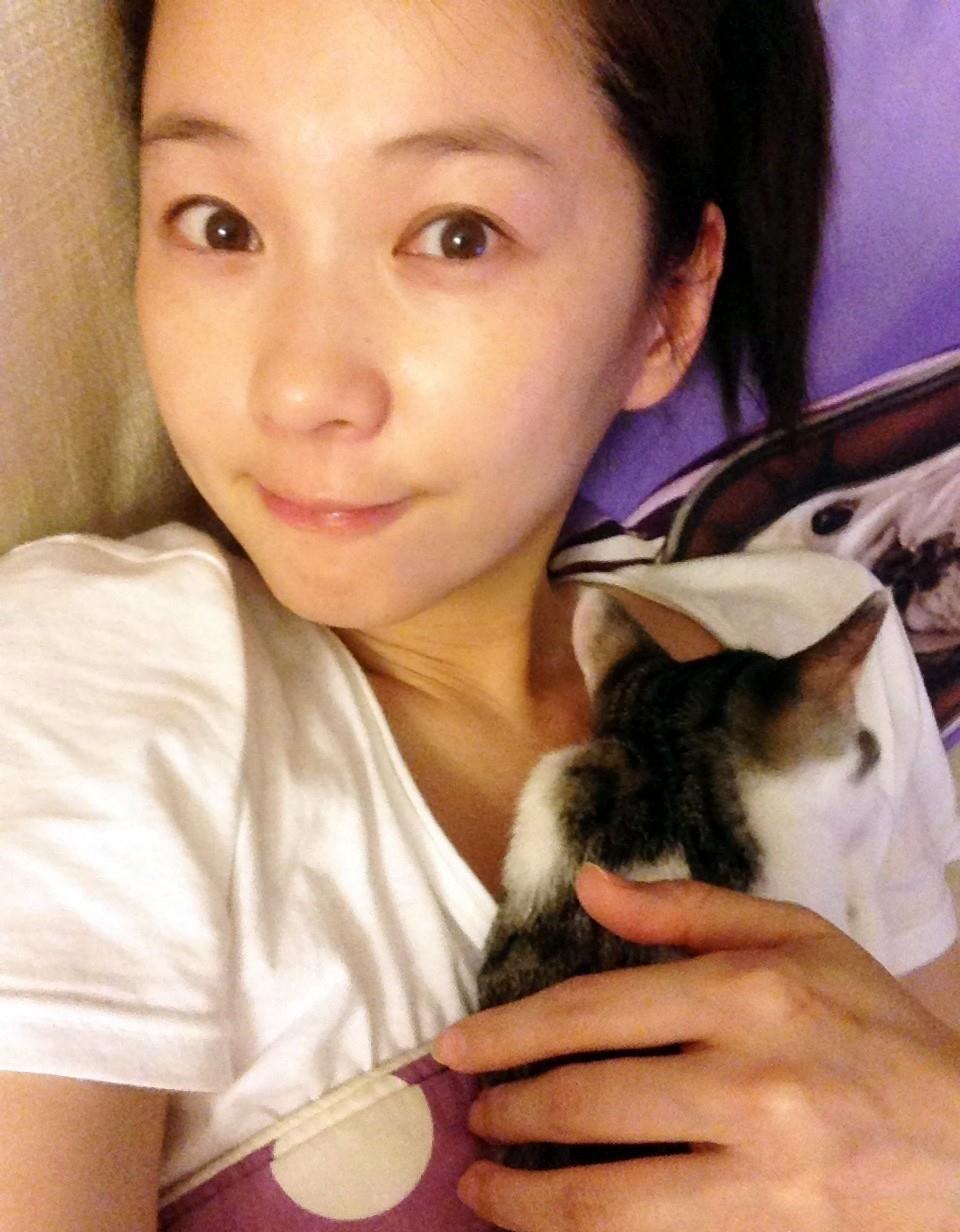 原创36岁获台金钟奖颜值和身材并存影星蔡君茹却有着心酸童年