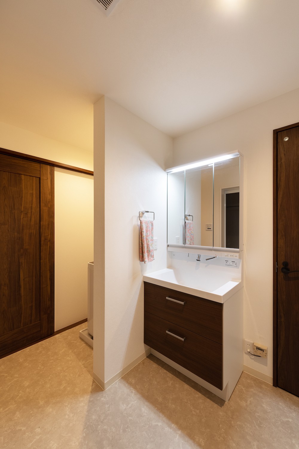 日本80年老房子大改造复古又时尚满满的昭和氛围