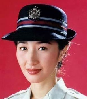 事业当红为张家辉息影,45岁还拼二胎的关咏荷,今幸福得让人羡慕_姐姐