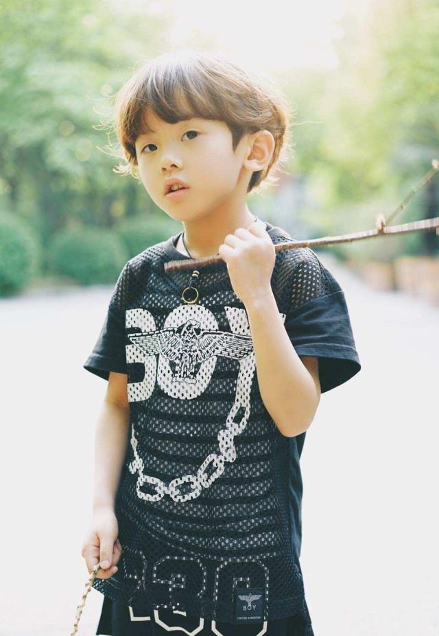 《三生三世》的阿离长大了,今和刘涛演母子,网友:从小帅到大_张艺瀚