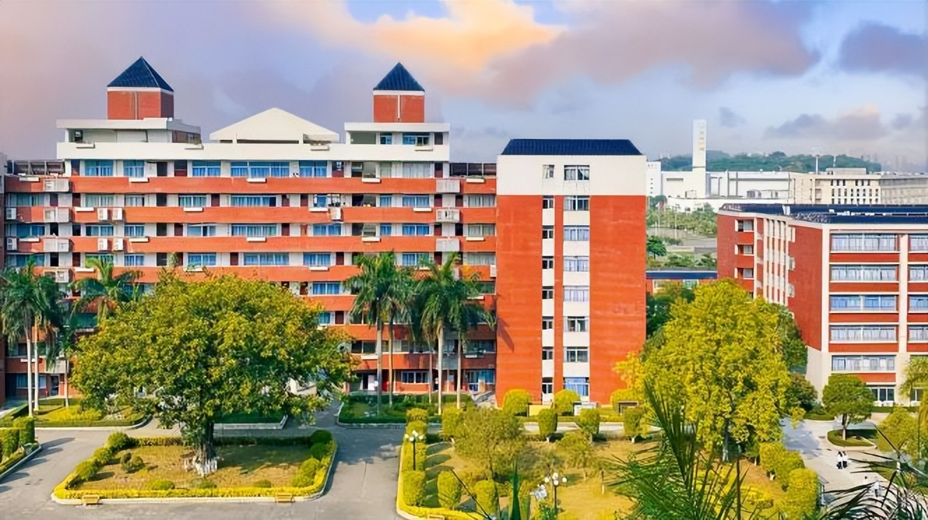 广州华立科技职业学院2022年夏季普通高考招生计划权威发布