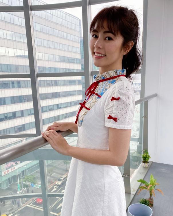 原创任容萱外形青春甜美大眼睛十分有神不愧是selina的妹妹