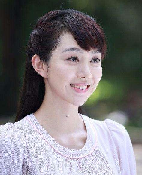 34岁的她,能演戏能下厨堪称好媳妇,却被前男友的妈妈嫌弃_姜妍_朱雨辰