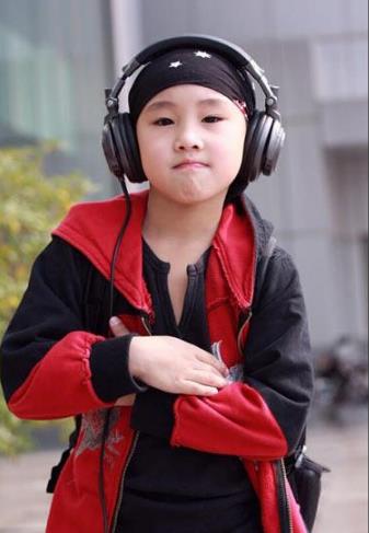 原创他曾是红极一时的童星家人为他卖掉房子长大后成为路人被遗忘