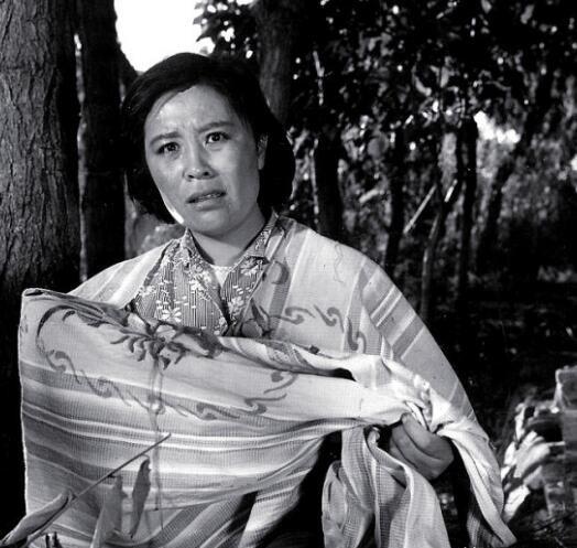 但该演员没有答应,便向导演推荐了几个演员,其中就有王书勤