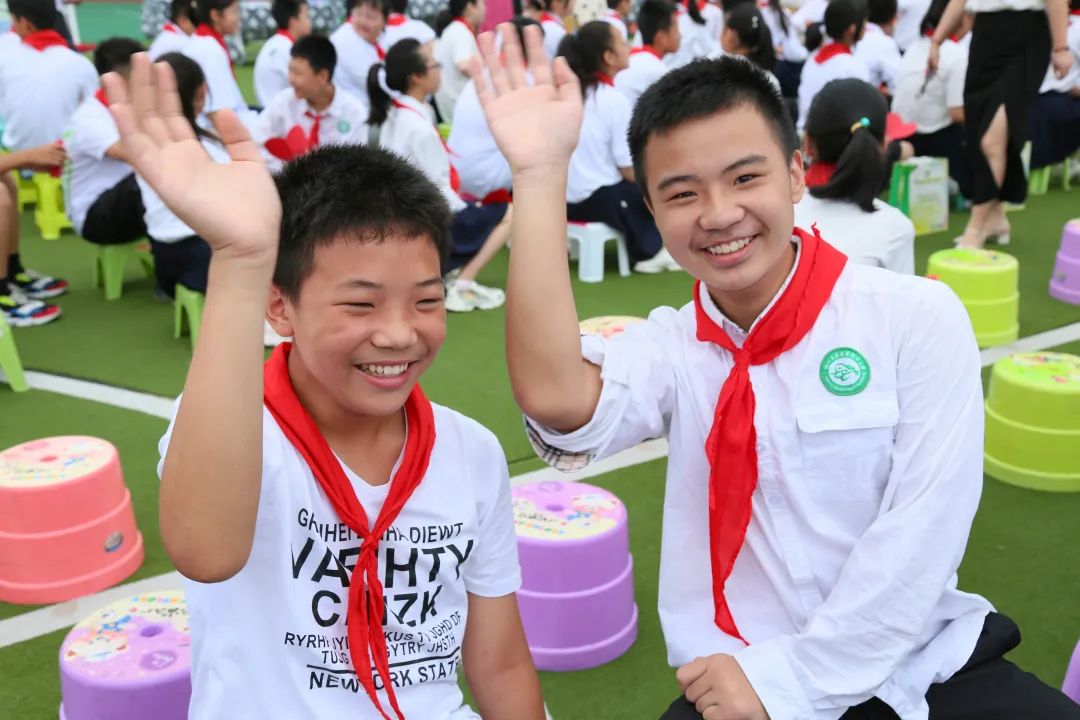 四川天府新区新兴小学隆重举行2022届毕业典礼_活动_祝福_青春