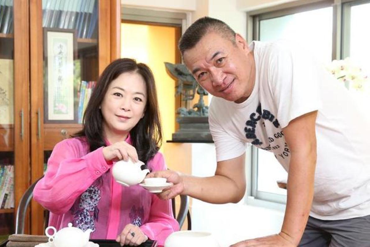 美貌不输王艳林心如,如今57岁依旧大方优雅_赵永馨_琼瑶_宋伟