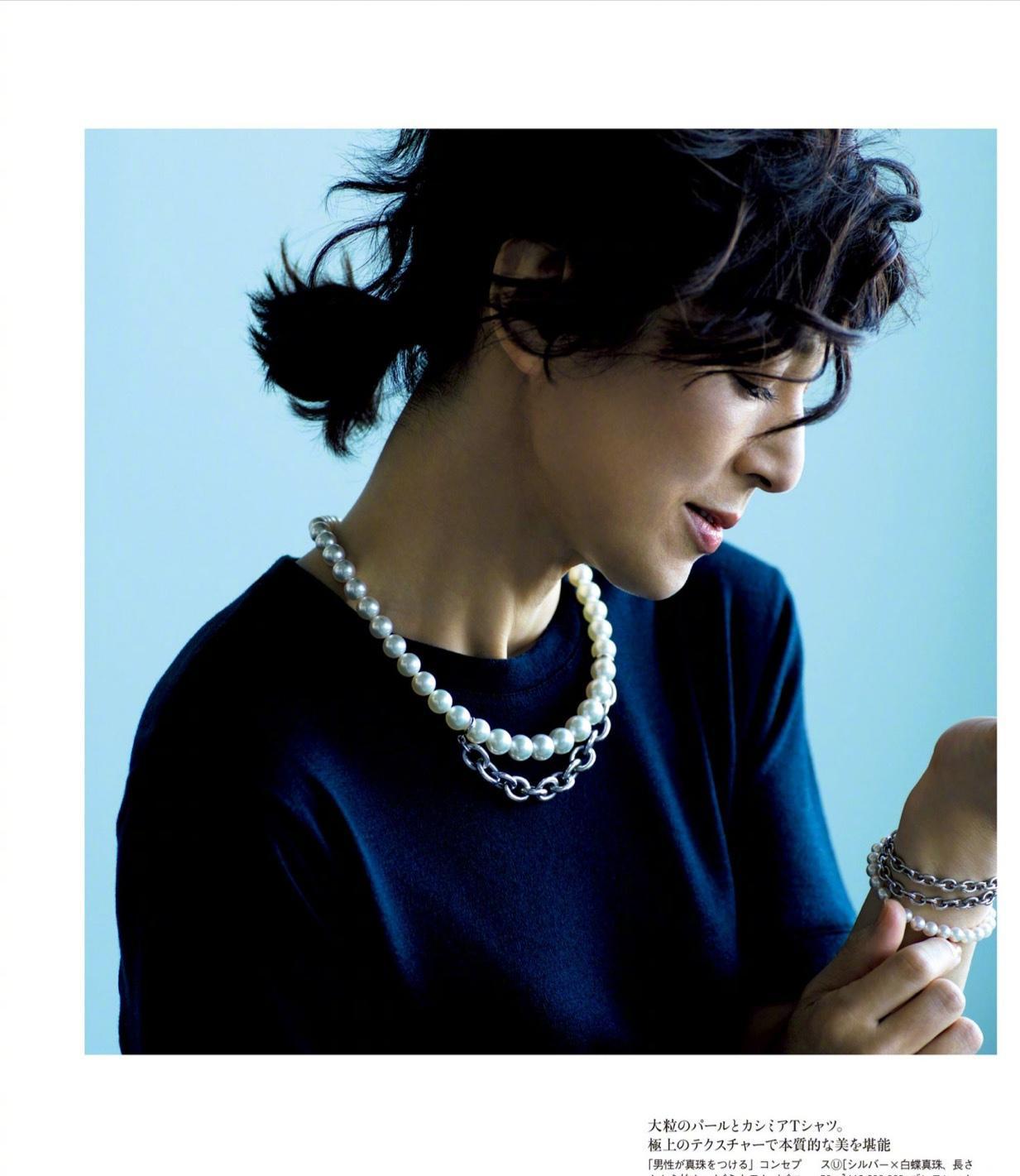 原创五十岁的减龄穿搭铃木保奈美的时尚搭配学一下年过半百也迷人