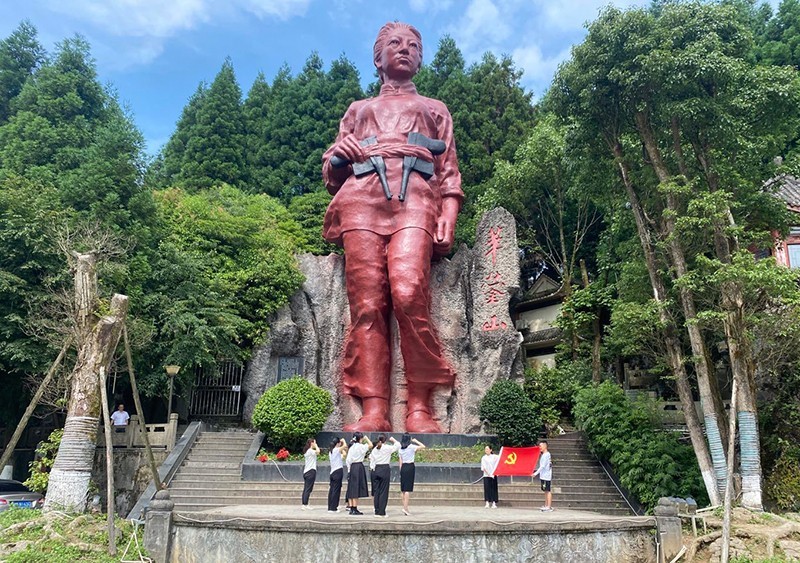 传承红色基因 赓续红色血脉_教育_华蓥山_岳池