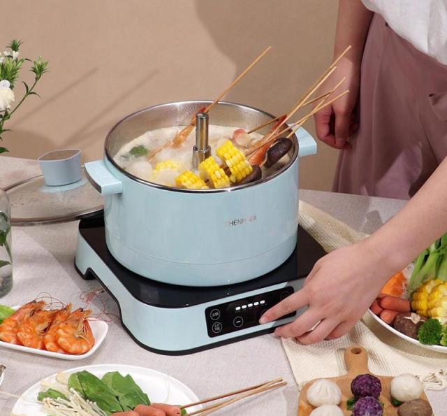 原创冬天涮羊肉用这个小电锅不用漏勺不怕烫筷子一夹一个准儿