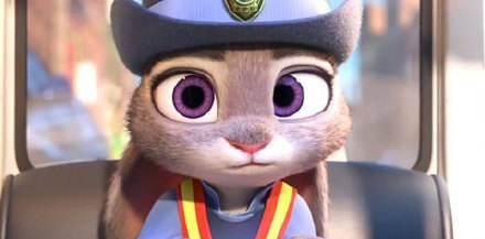 《疯狂动物城》里的三个隐藏细节,揭露现实人性,你能看出几个_朱迪