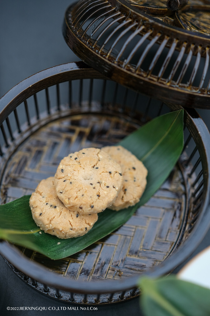 茶果子軟糯可口,皮和餡加入少許糯米和大米粉,味道很好.