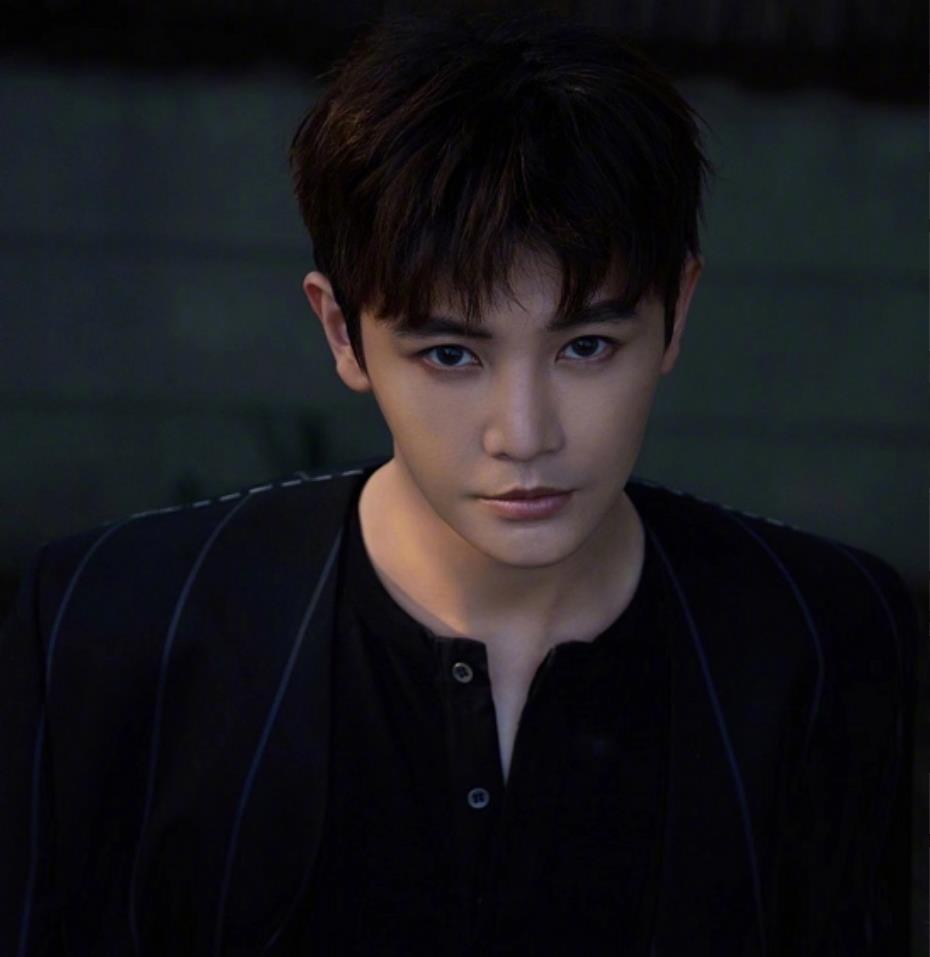 原创37岁孙坚生图状态曝光看清无滤镜精修镜头后确定这不是少年