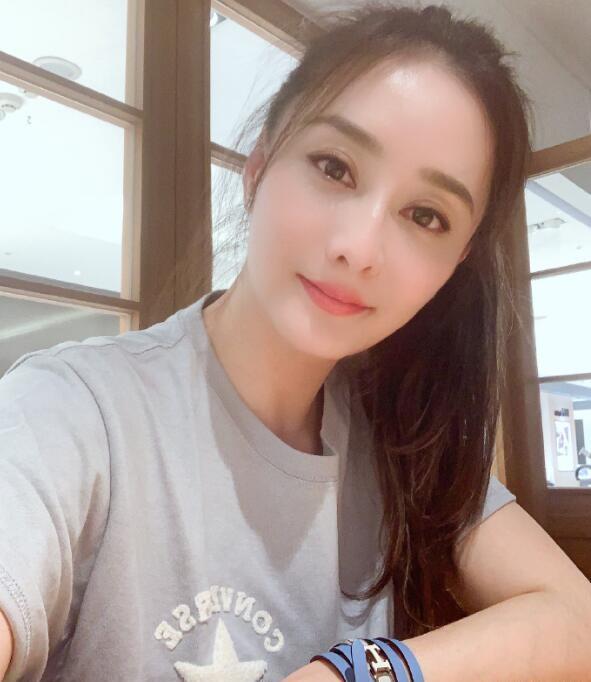 看到古典女神陈德容的那一刻才领悟了岁月从不败美人这句话