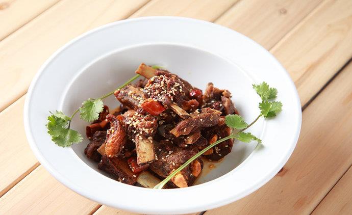 原创年夜饭上一道羊排做出两个菜味道竟然一个比一个惊艳