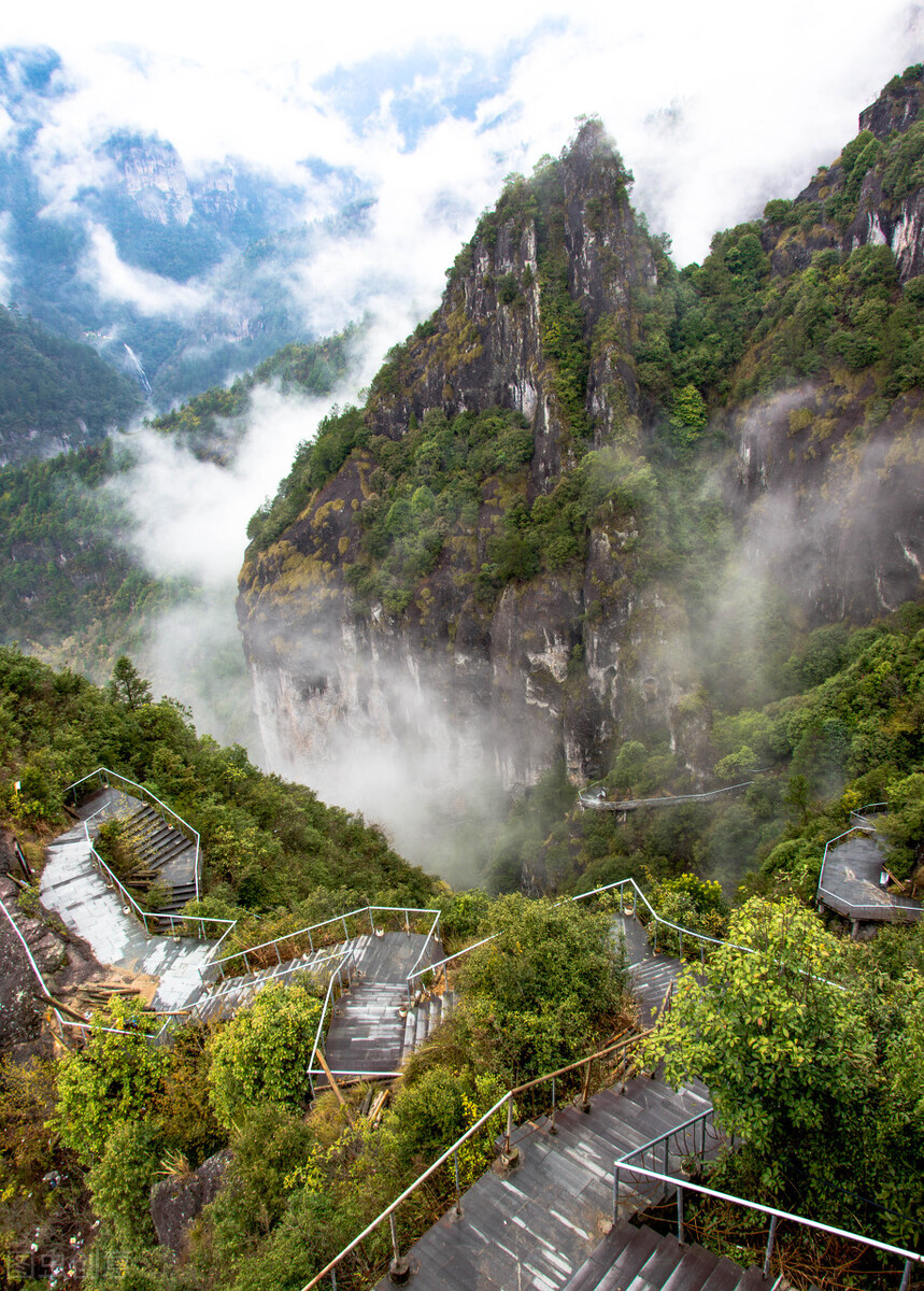 郭进拴|神游画眉谷_景区_杜鹃_老虎石