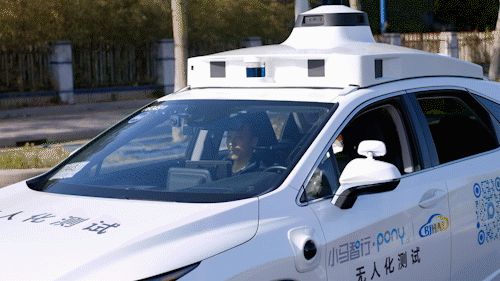 自动驾驶无人化示范应用再创历史，小马智行持续加速商业化进程