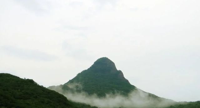 哈尔滨的名山，漫山的天然次生林，滑雪、观光、漂流为一体！