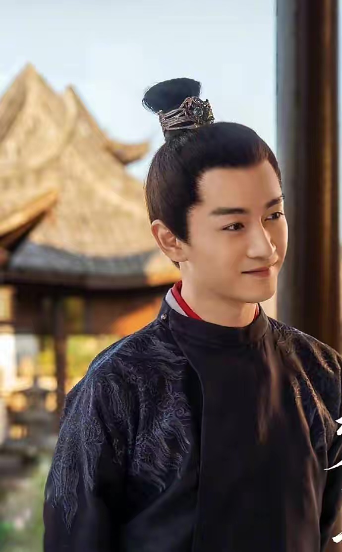 古装美男不是谁都能演,有人玉树临风,有人别扭尴尬,还得看气质_美男子