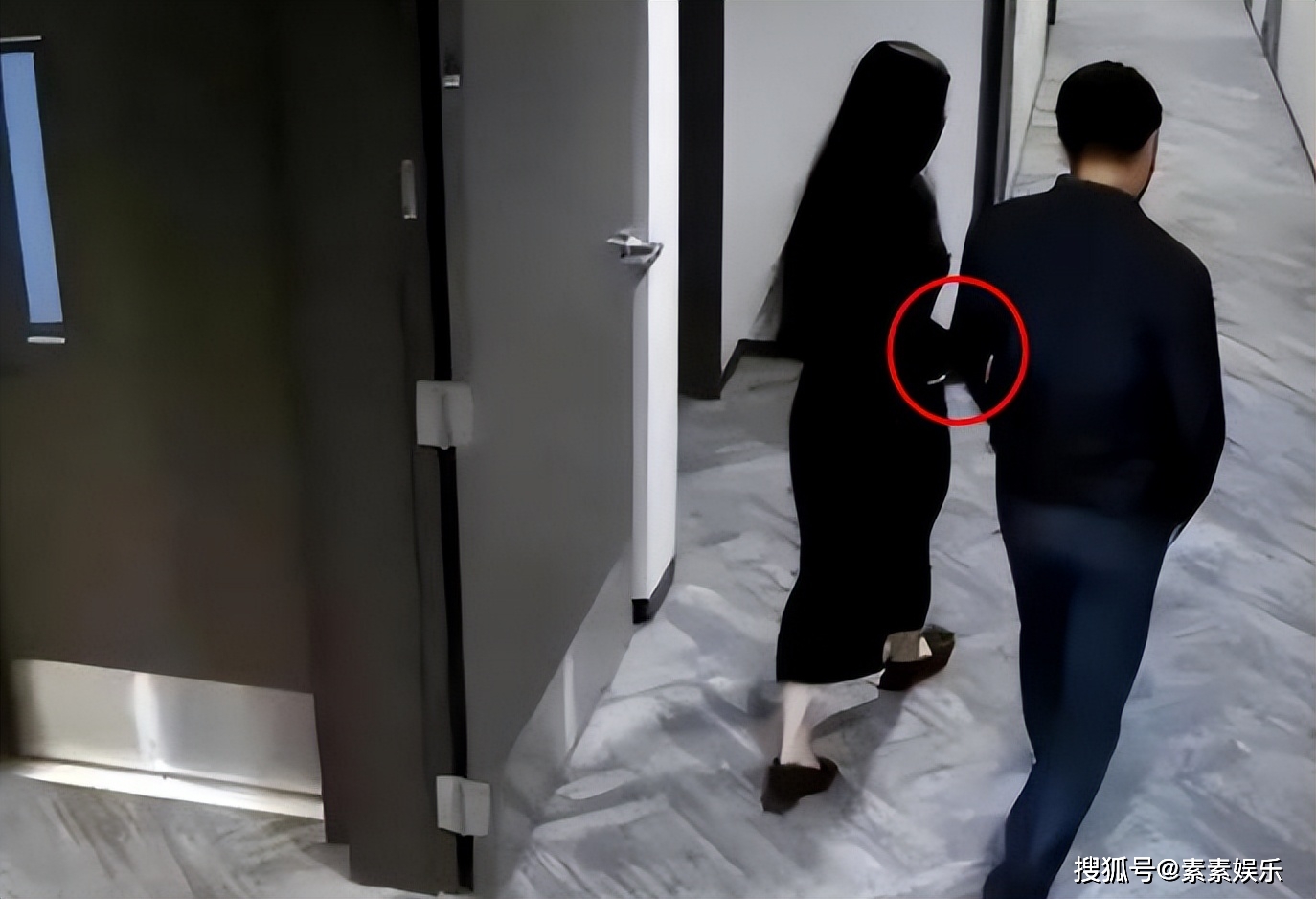 刘静尧生活照曝光:平时爱好健身,喜欢动物