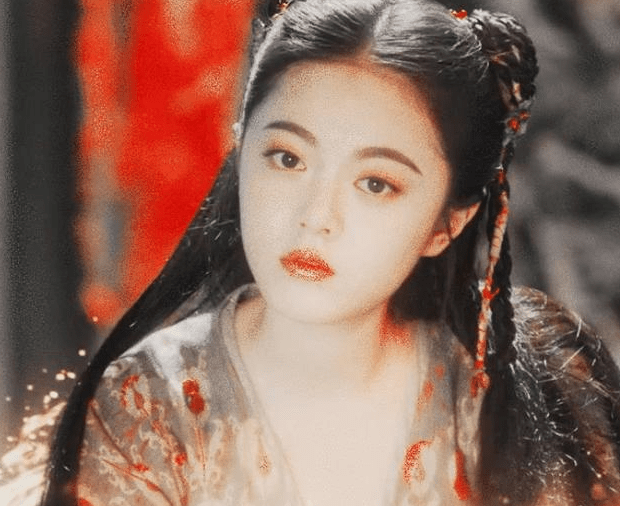 原创玲珑开播全剧男演员颜值偏低女主赵今麦变身后像外星人