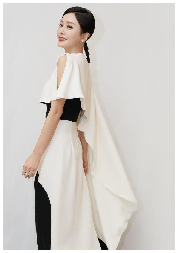 穿黑白拼色裙优雅大气,藕节马尾超精致_look_发型_少女