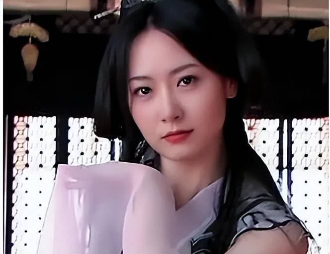 "公主演得最好的10位演员"排名,戚薇最后,赵丽颖仅第五_白冰_剧中