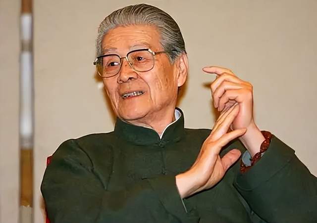 2022年10位去世的名人,最大100歲,最小40歲,都讓人萬般不捨_倪匡