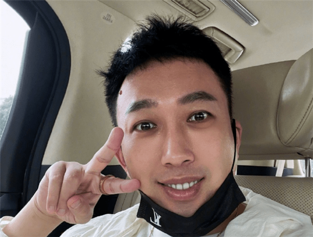 于正发文夸赞周杰伦,和李白杜甫比肩