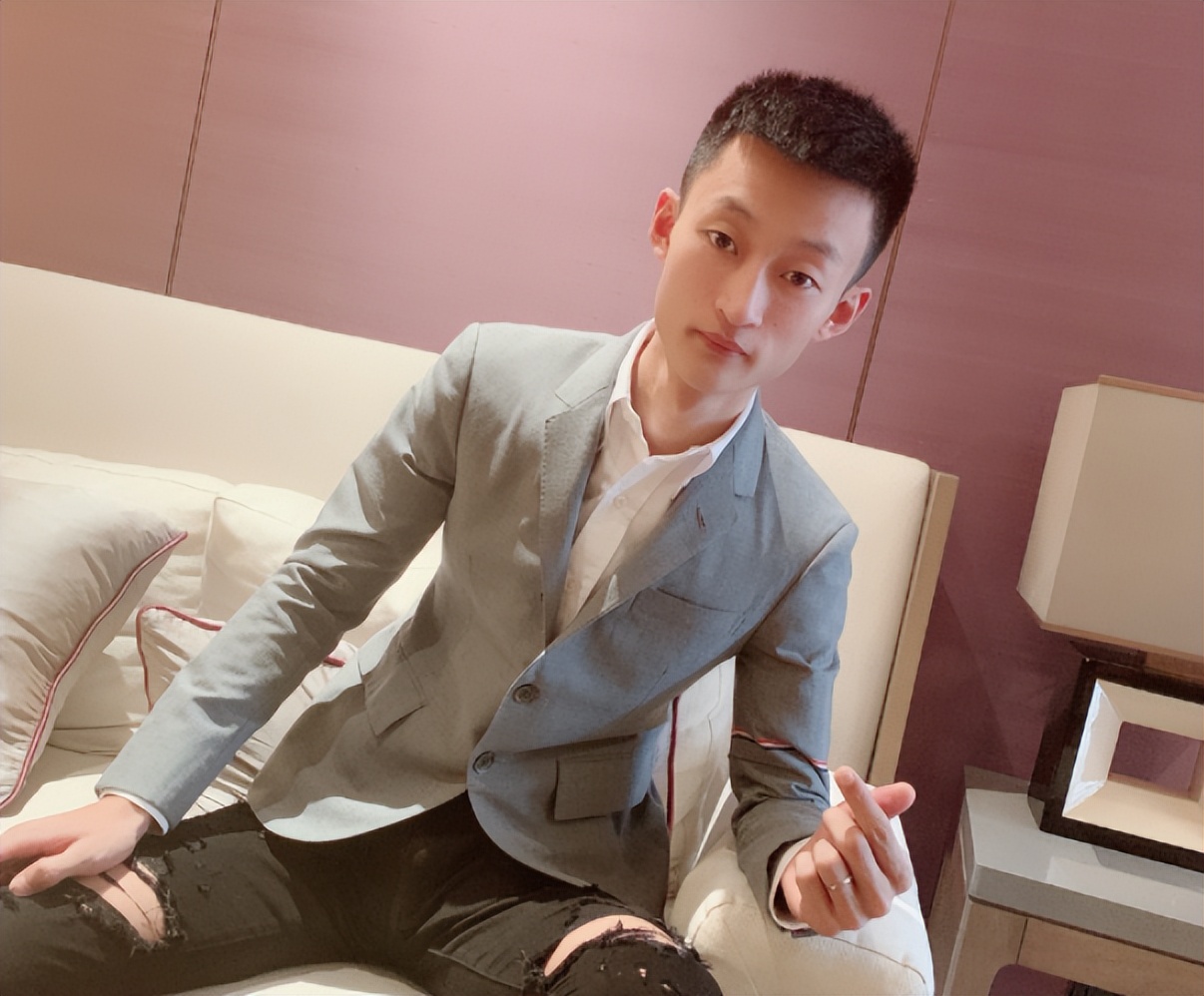 辛巴隔空叫嚣散打哥!